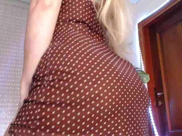 Alina-Lovely webcam