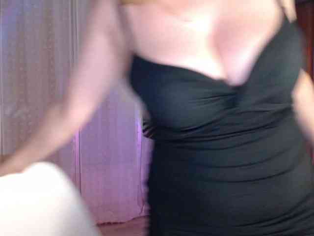 Alina-Lovely webcam