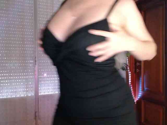 Alina-Lovely webcam