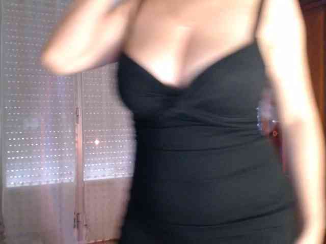 Alina-Lovely webcam