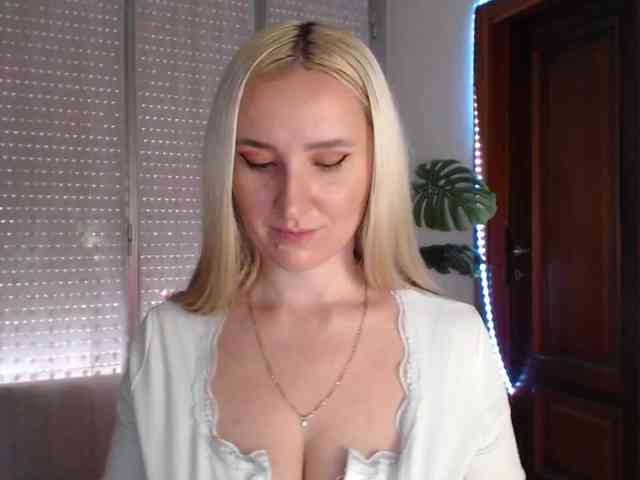 Alina-Lovely Alina-Lovely