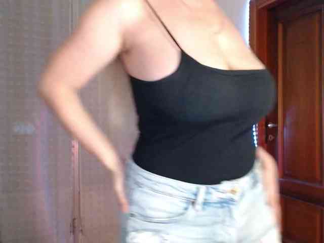 Alina-lovely's cam show statistics and live stream