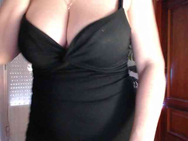 Alina-Lovely webcam