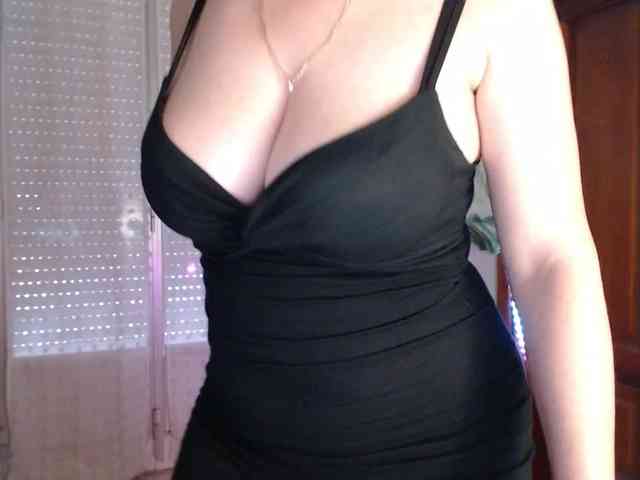 Alina-Lovely webcam