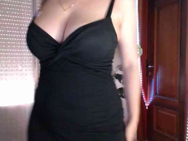 Alina-Lovely webcam