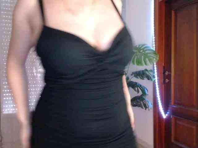 Alina-Lovely webcam