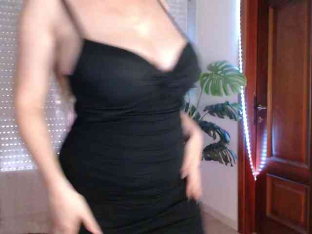 Alina-Lovely webcam