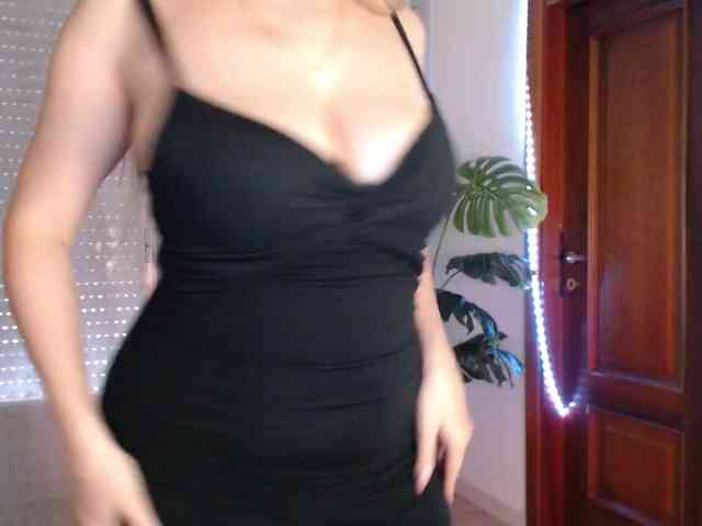 Alina-Lovely webcam