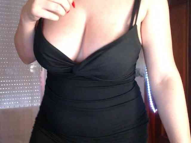 Alina-Lovely webcam