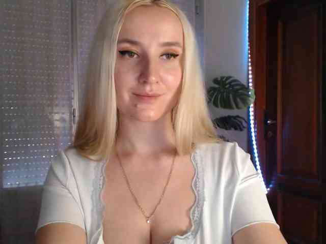 Alina-Lovely Alina-Lovely