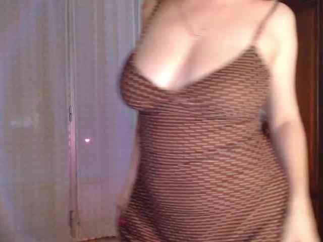Alina-Lovely webcam