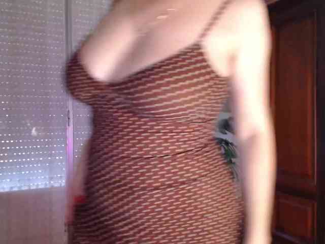 Alina-Lovely webcam