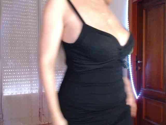 Alina-Lovely webcam