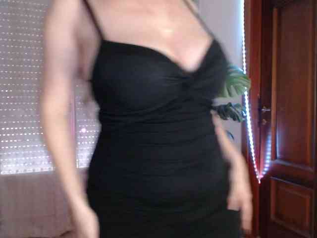 Alina-Lovely webcam