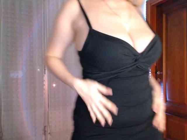 Alina-Lovely webcam