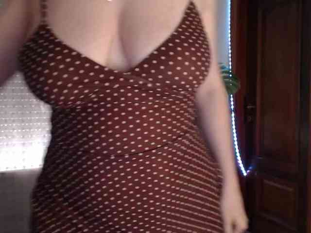 Alina-Lovely webcam