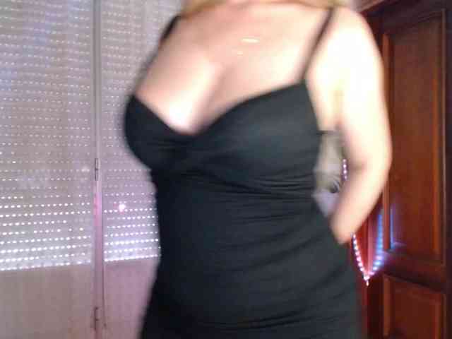 Alina-Lovely webcam