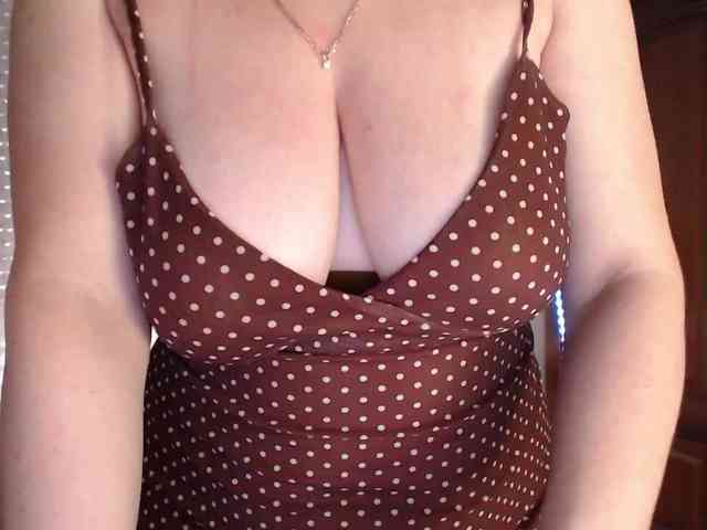Alina-Lovely webcam