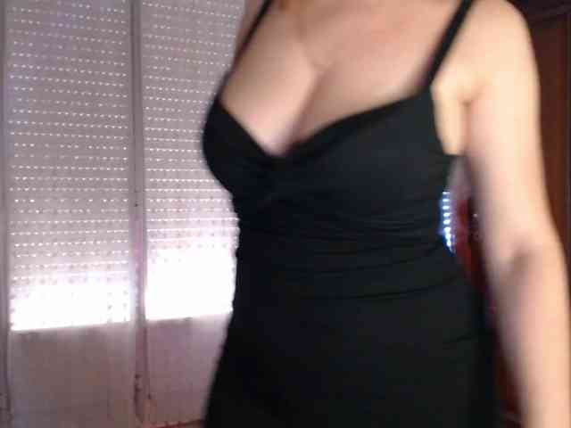 Alina-Lovely webcam