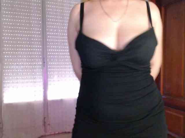 Alina-Lovely webcam