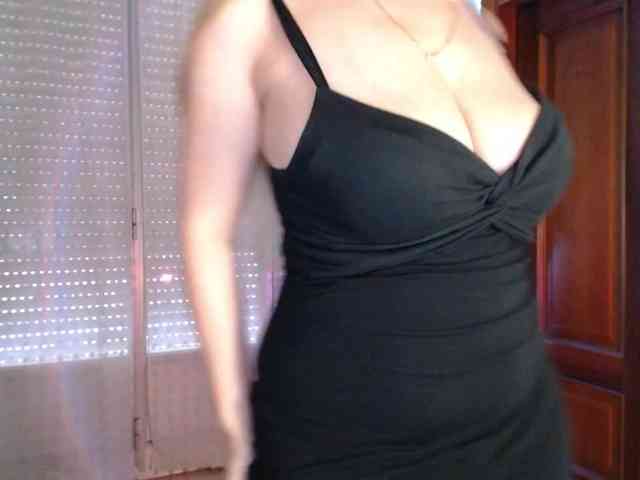 Alina-Lovely webcam