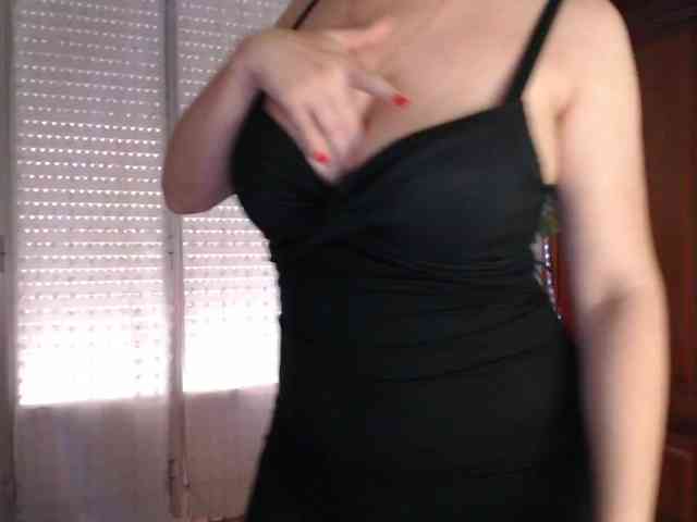 Alina-Lovely webcam