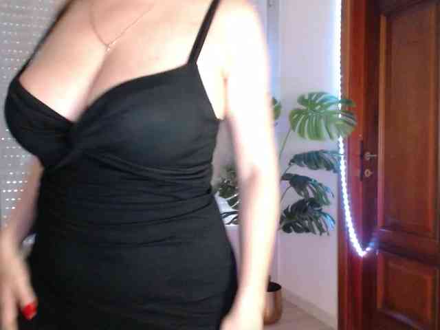 Alina-Lovely webcam