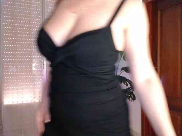Alina-Lovely webcam