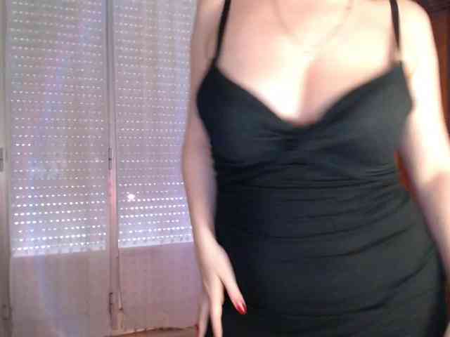 Alina-Lovely webcam