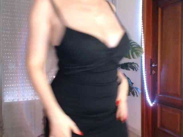 Alina-Lovely webcam