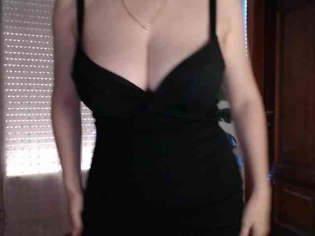 Alina-Lovely webcam