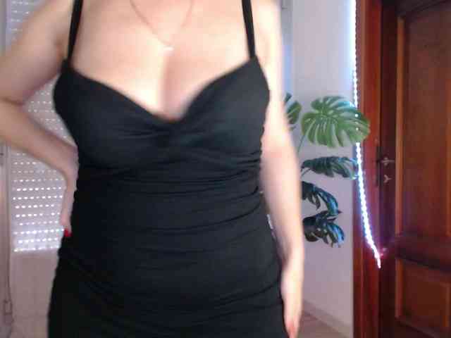 Alina-Lovely webcam