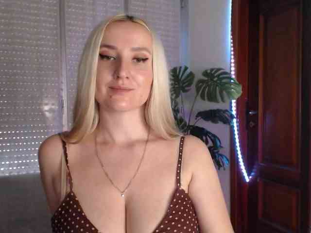 alina-lovely's live room
