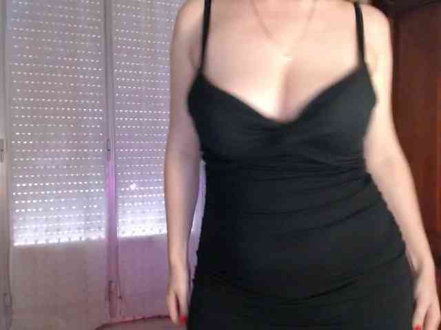 Alina-Lovely webcam