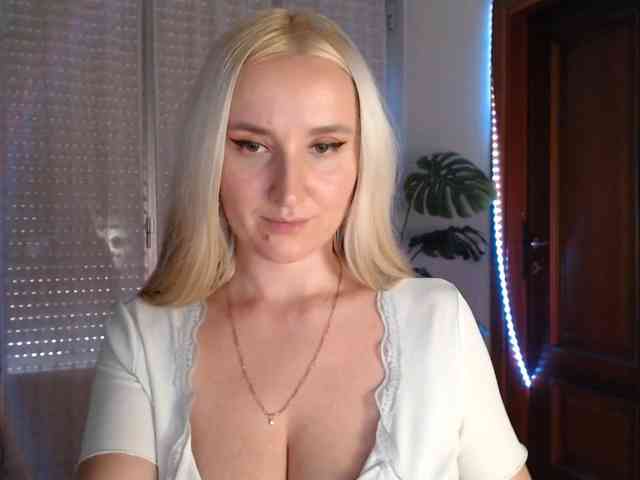 Alina-Lovely Alina-Lovely