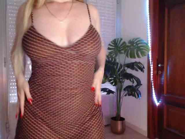 Alina-Lovely webcam