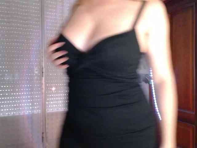 Alina-Lovely webcam