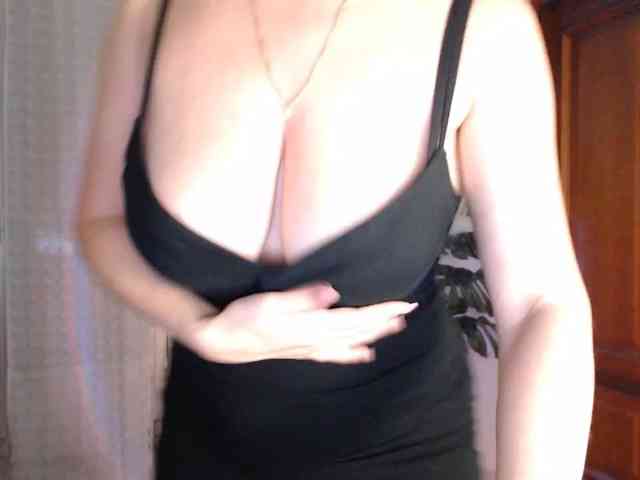 Alina-Lovely webcam