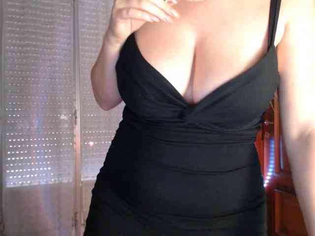 Alina-Lovely webcam