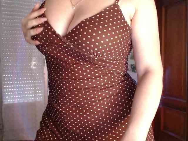 Alina-Lovely webcam