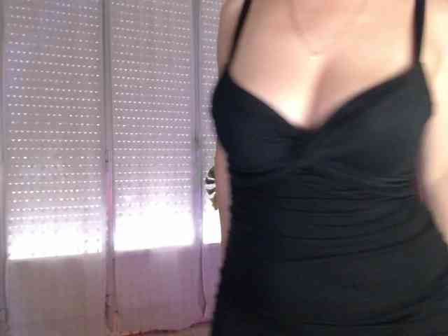 Alina-Lovely webcam