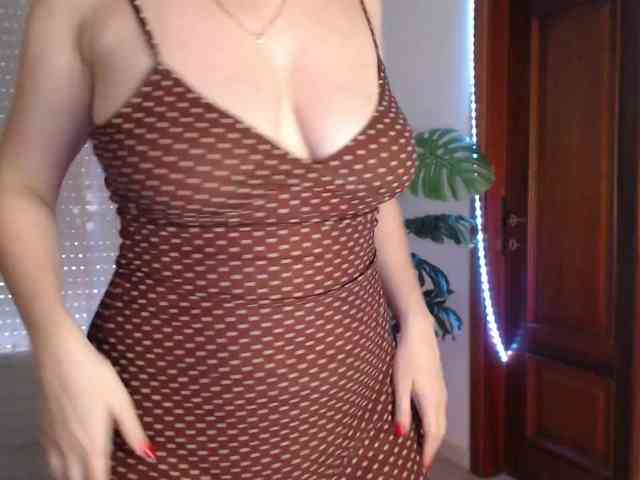 Alina-Lovely webcam