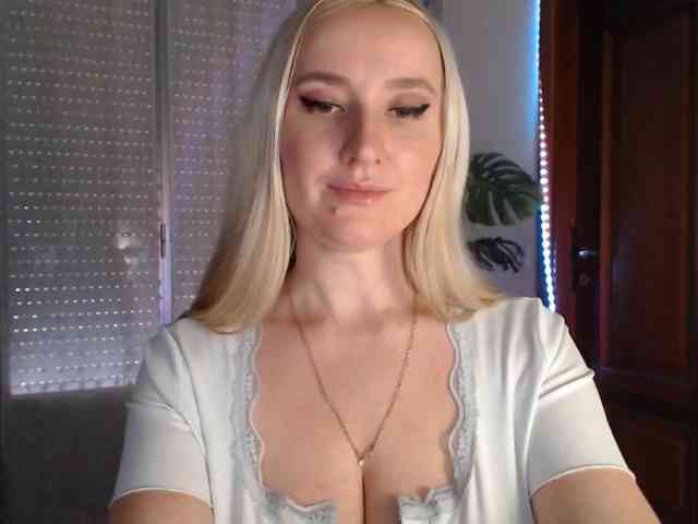 Alina-Lovely Alina-Lovely