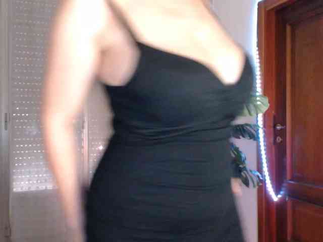 Alina-Lovely webcam