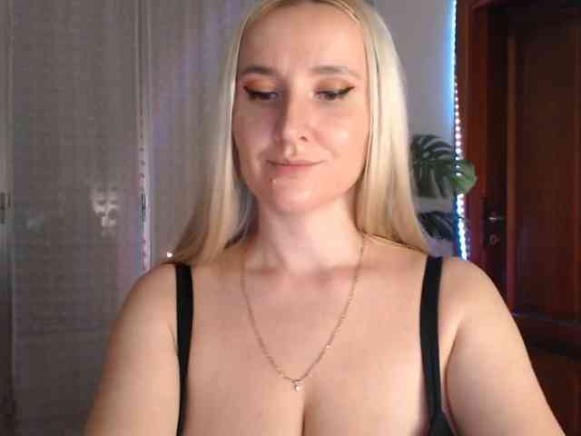 Alina-Lovely's webcam live show