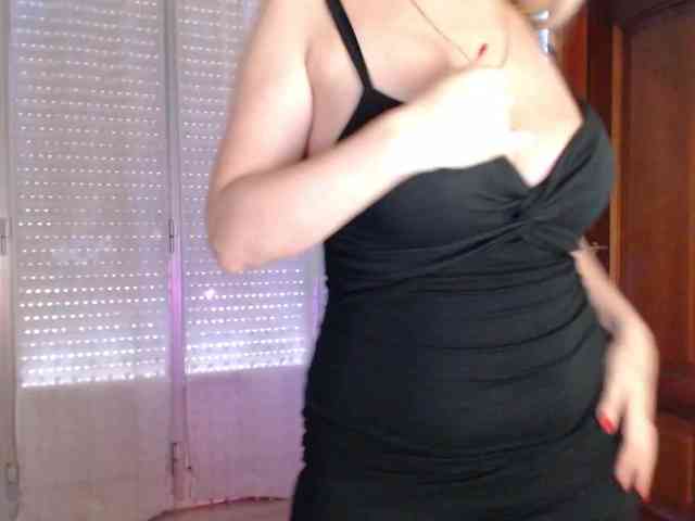 Alina-Lovely webcam