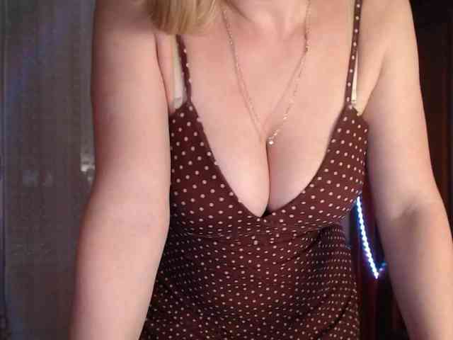 alina-lovely's live room