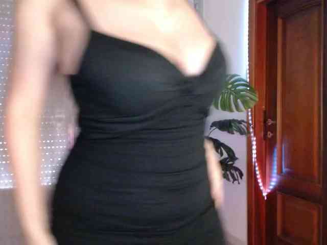 Alina-Lovely webcam
