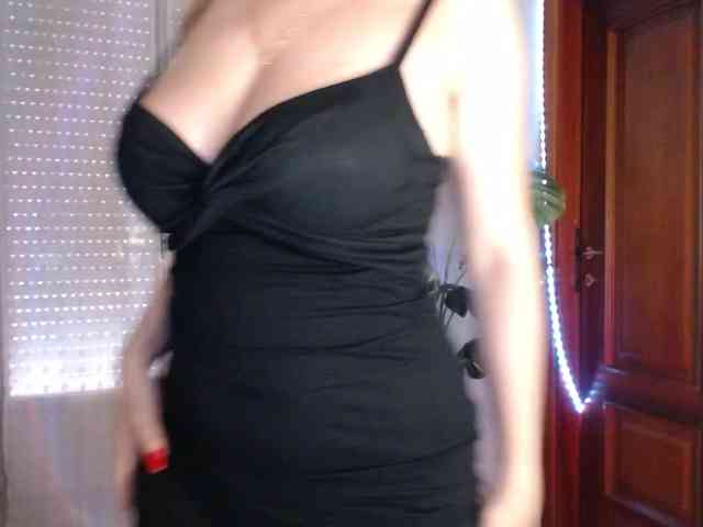 Alina-Lovely webcam