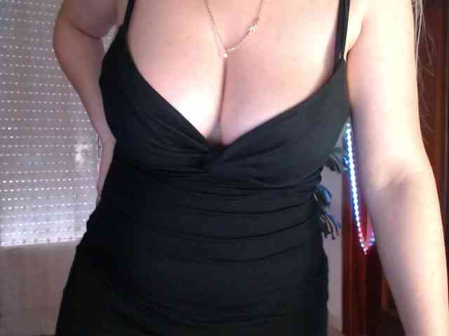 Alina-Lovely webcam